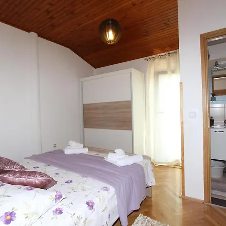 Apartment Apartman Ines Kanfanar
